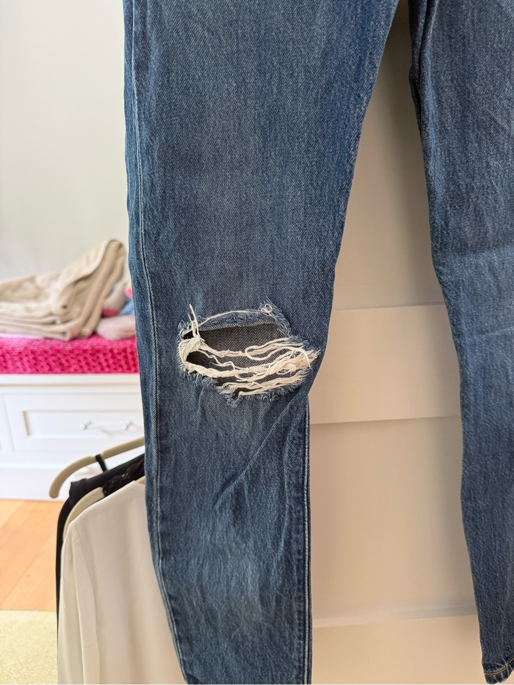 Levi’s 501 Distressed Jeans - Picture 2 of 9